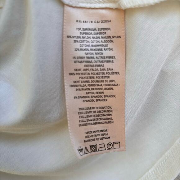 NWT Feather Bone Anthropologie Greenwich Lace Dress Size 4 Ivory Pleated Skirt - Picture 9 of 9